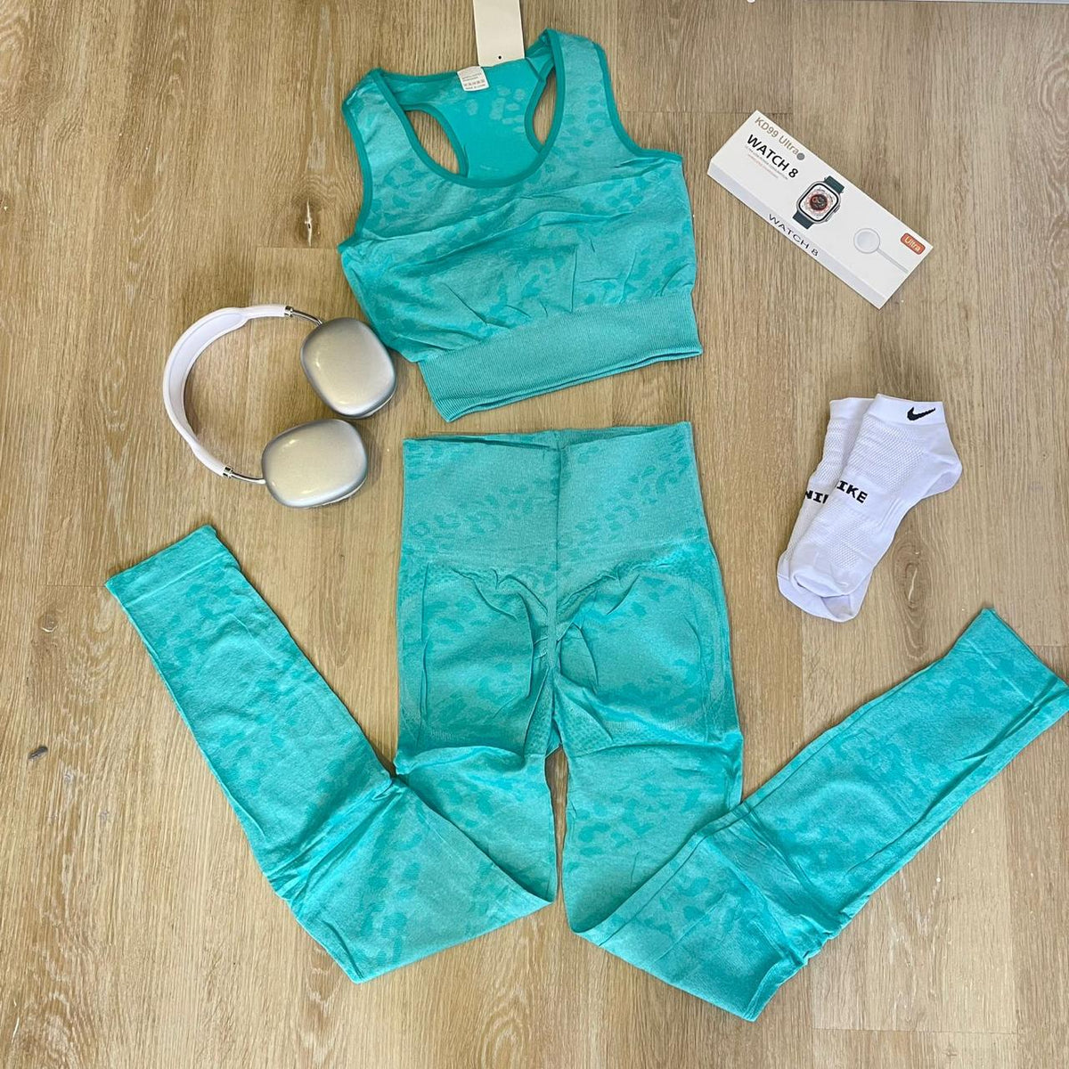 CONJUNTO LEVANTA COLA