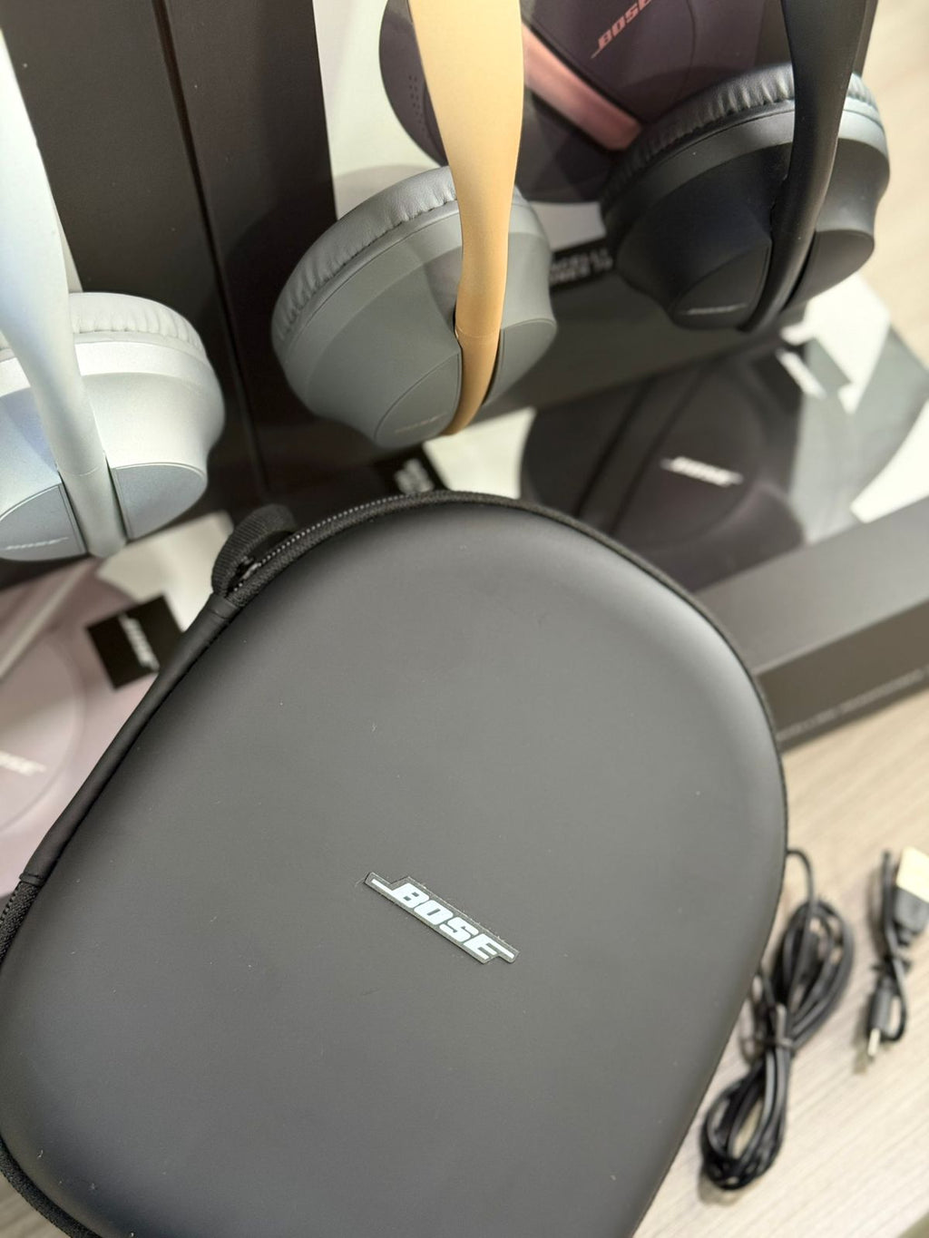 Audifono Diadema Bose 700 Bluetooth