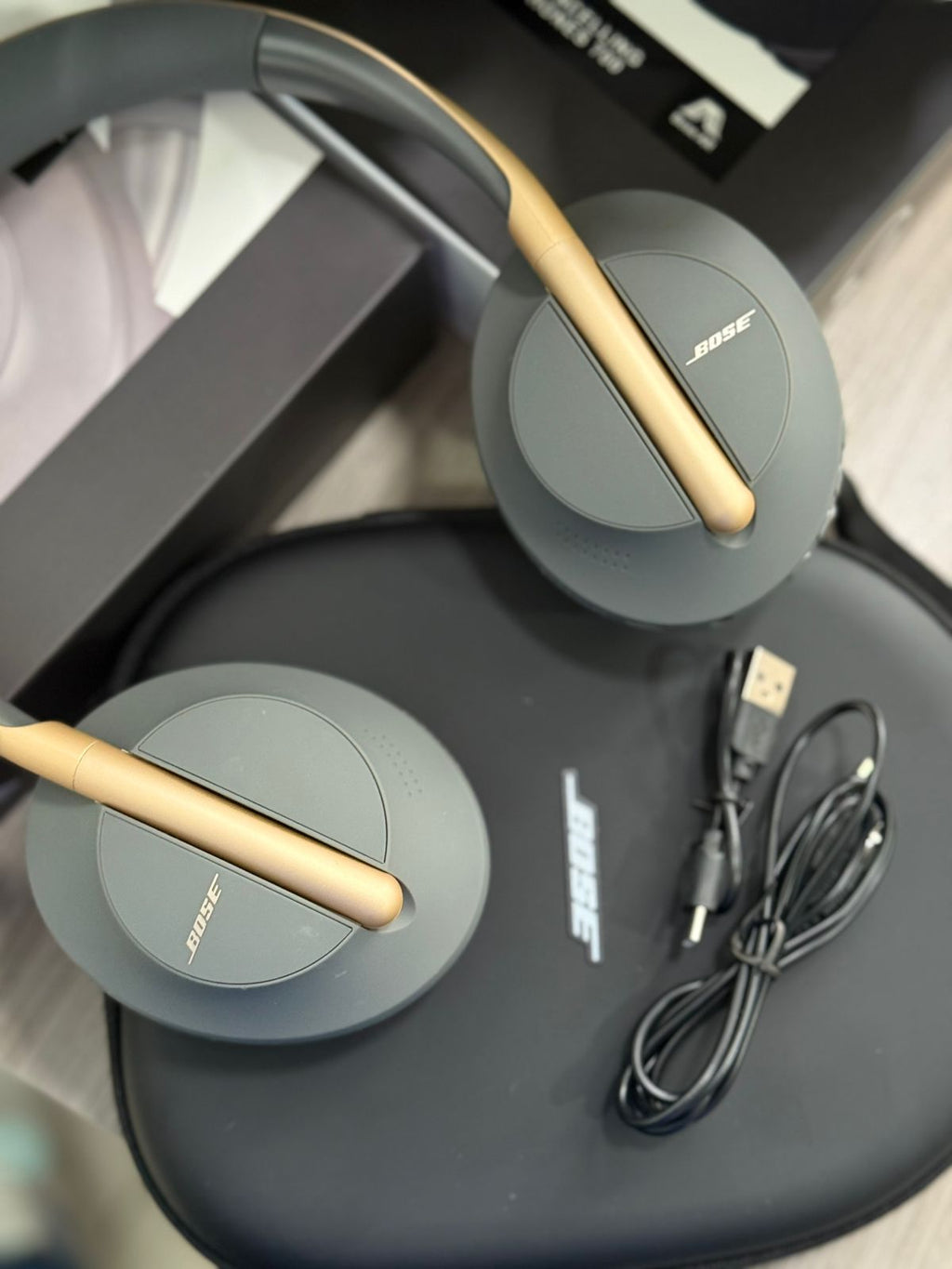 Audifono Diadema Bose 700 Bluetooth