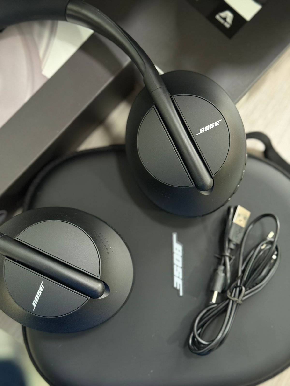 Audifono Diadema Bose 700 Bluetooth