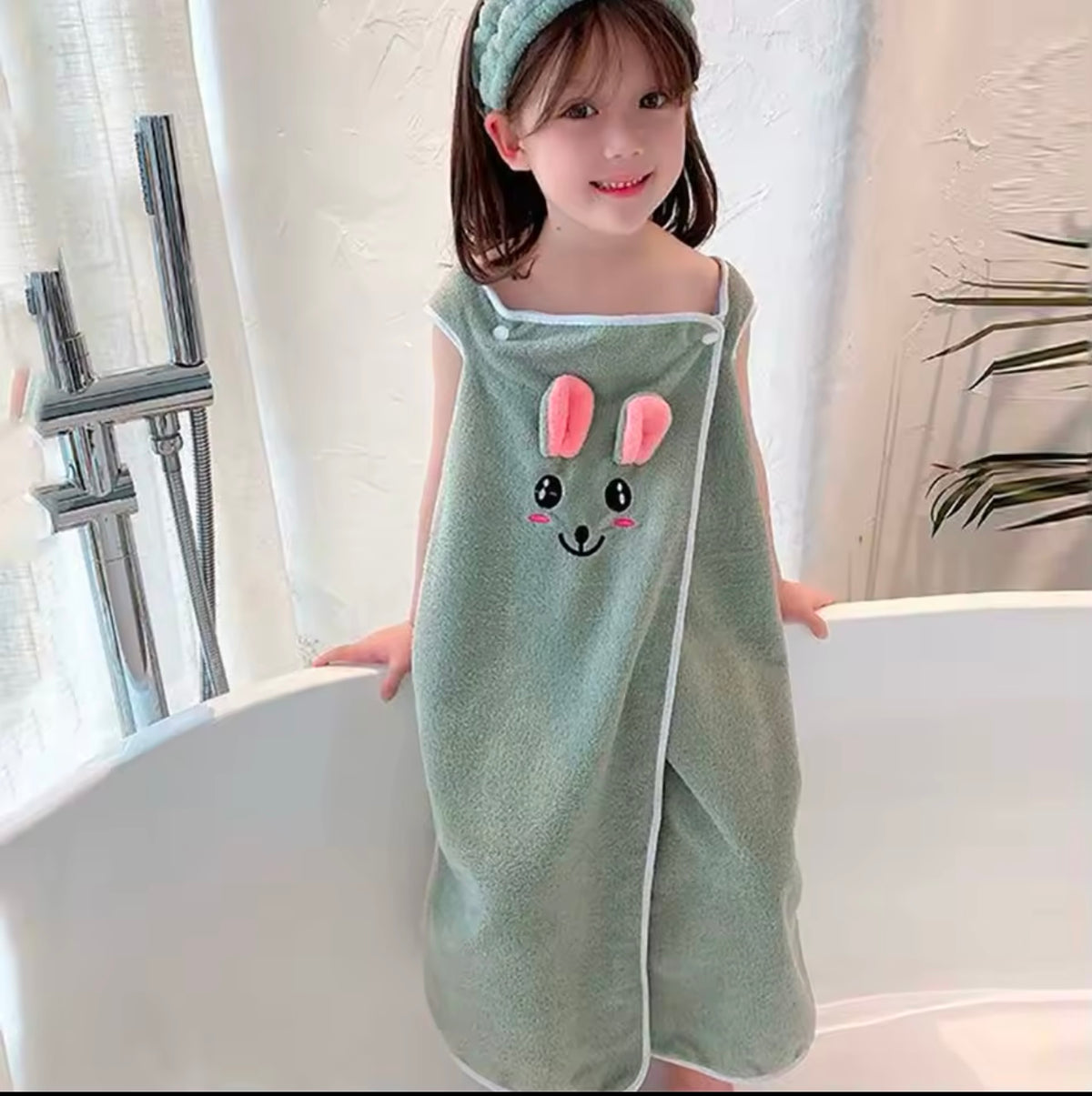 TOALLA BATA CON BALACA NIÑAS